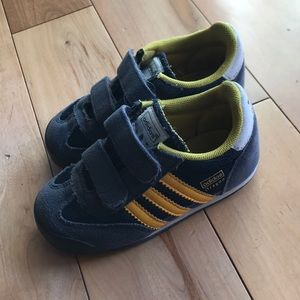 Adidas kid shoes size 7
